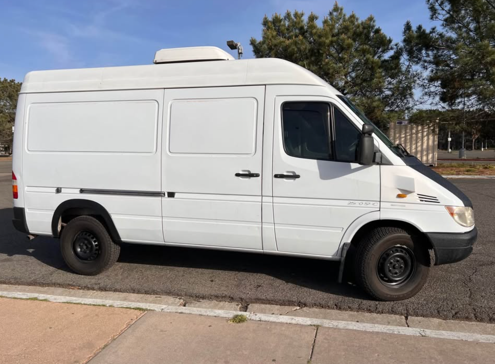 2003 Freightliner/Dodge Sprinter 2500