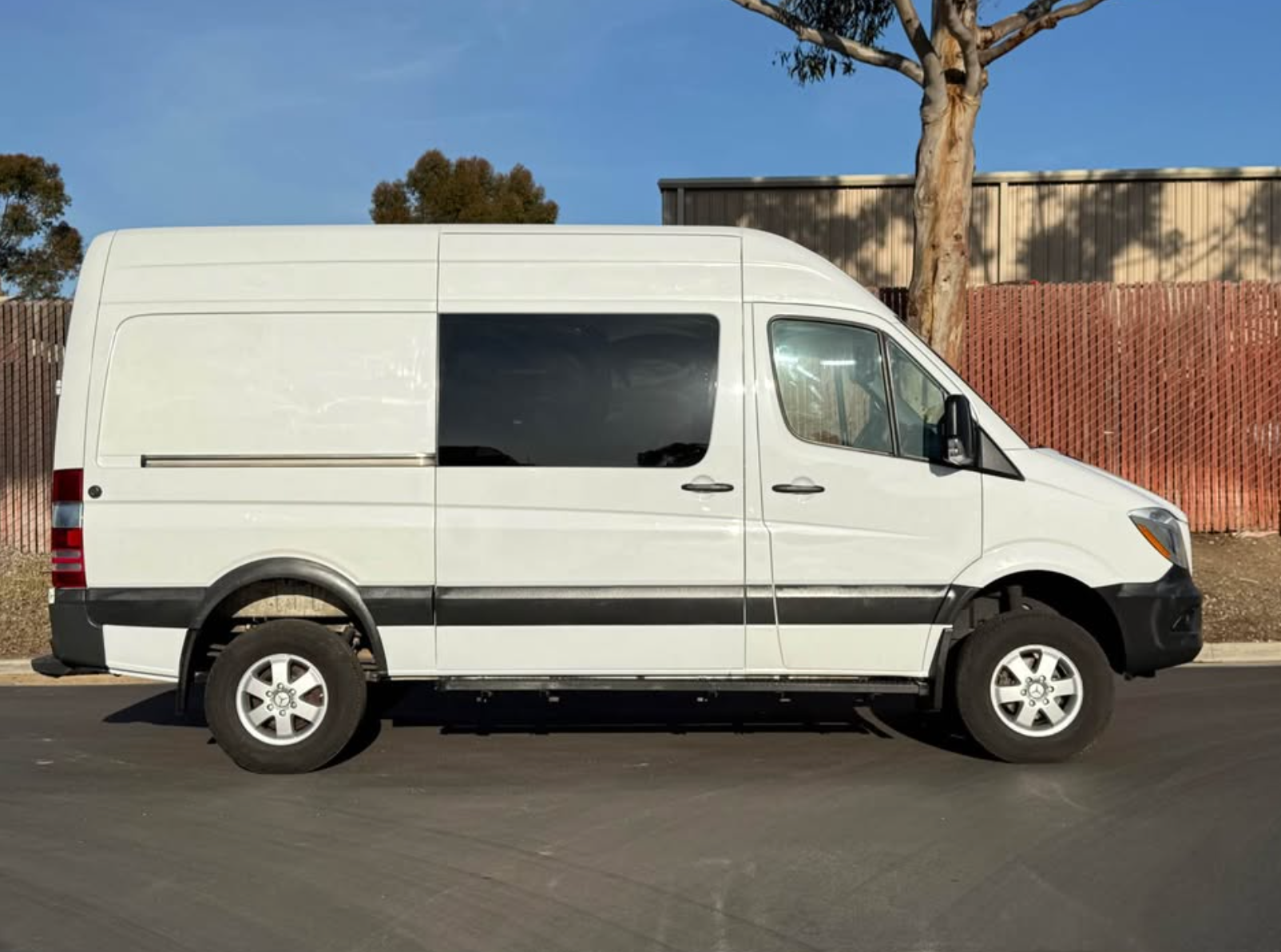 2016 Freightliner/Mercedes-Benz Sprinter 2500 Crew – 4x4 High Roof