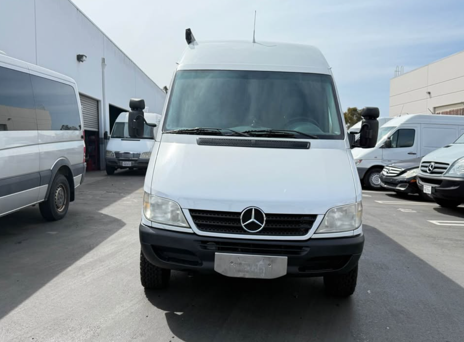 2005 Dodge/Mercedes-Benz Sprinter – 140” High Roof, Camper Conversion