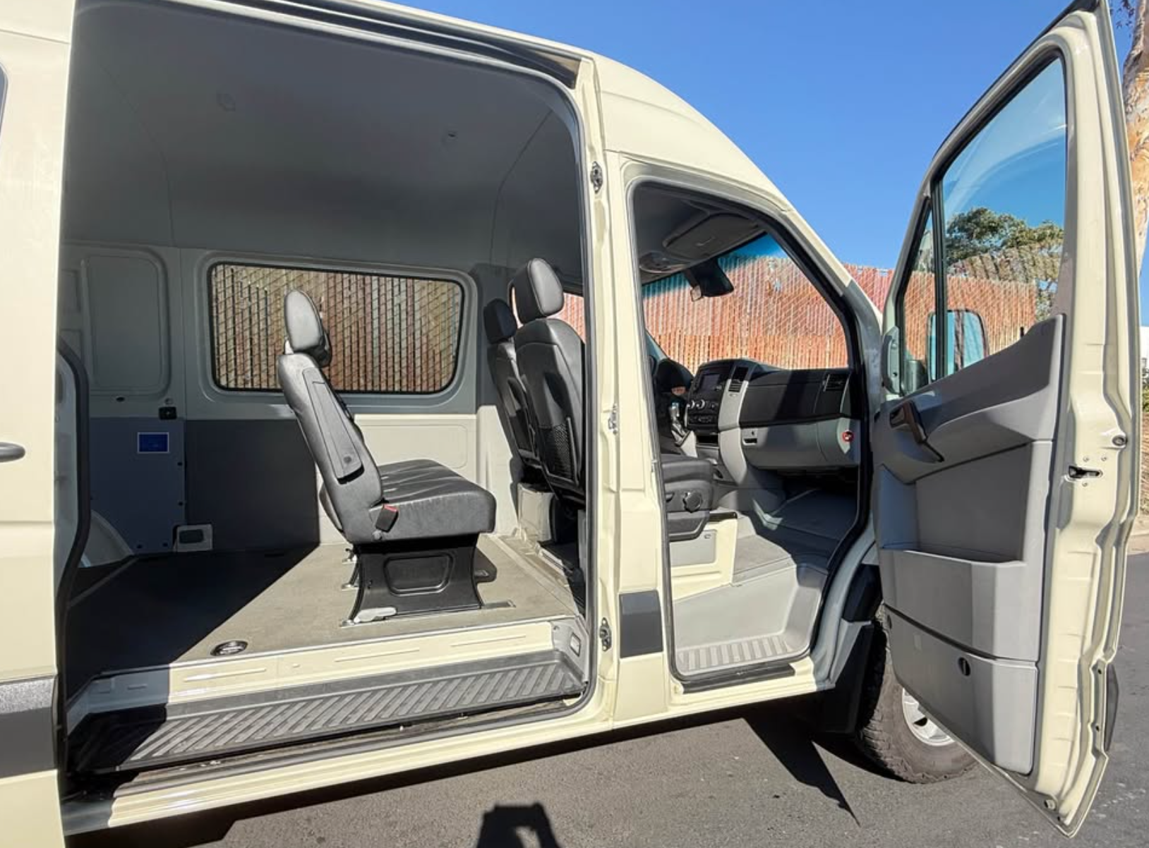2017 Mercedes-Benz Sprinter 2500 Crew – 4x4 High Roof, Fully Loaded