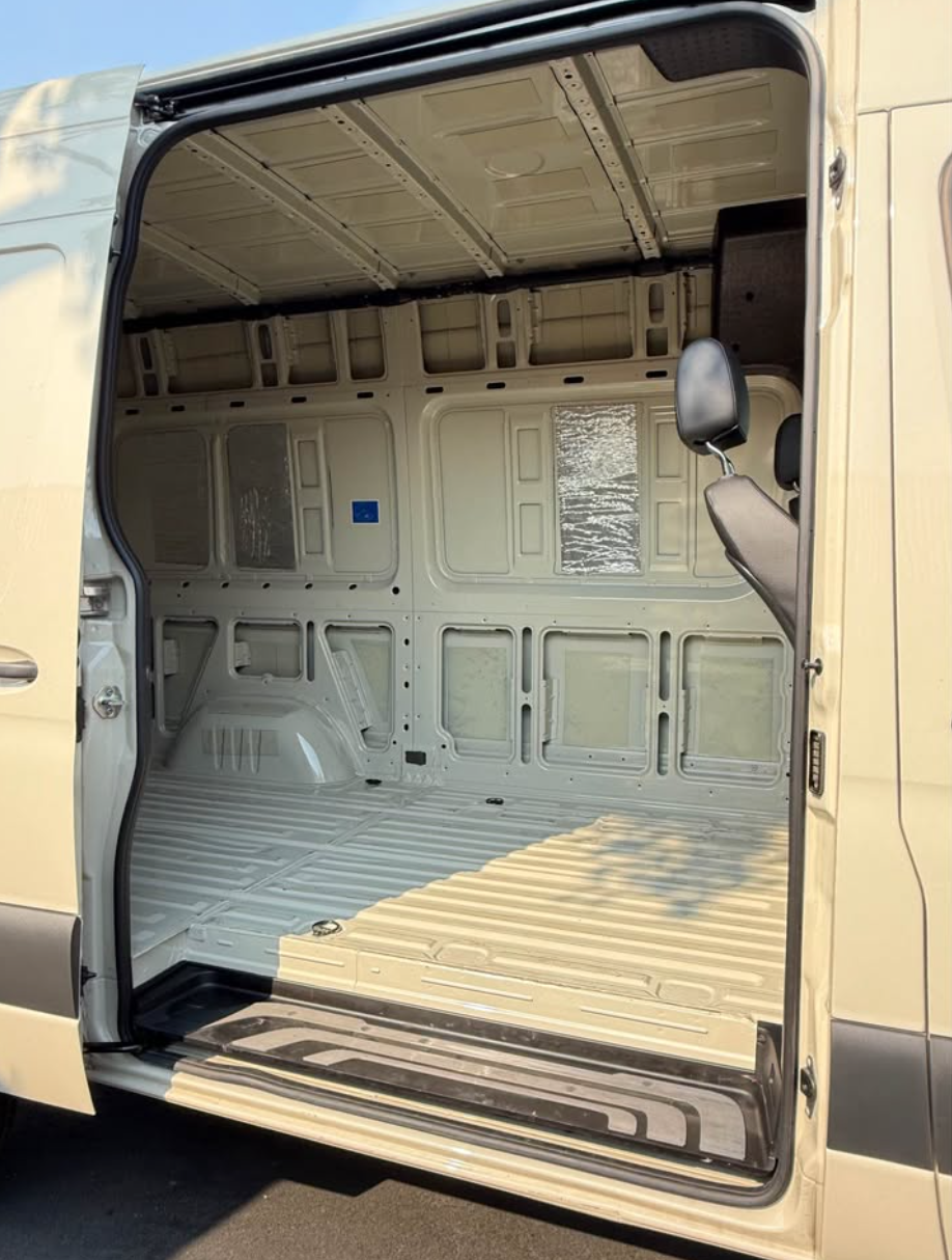 2023 Mercedes-Benz Sprinter AWD – High Roof, Fully Loaded, Like New