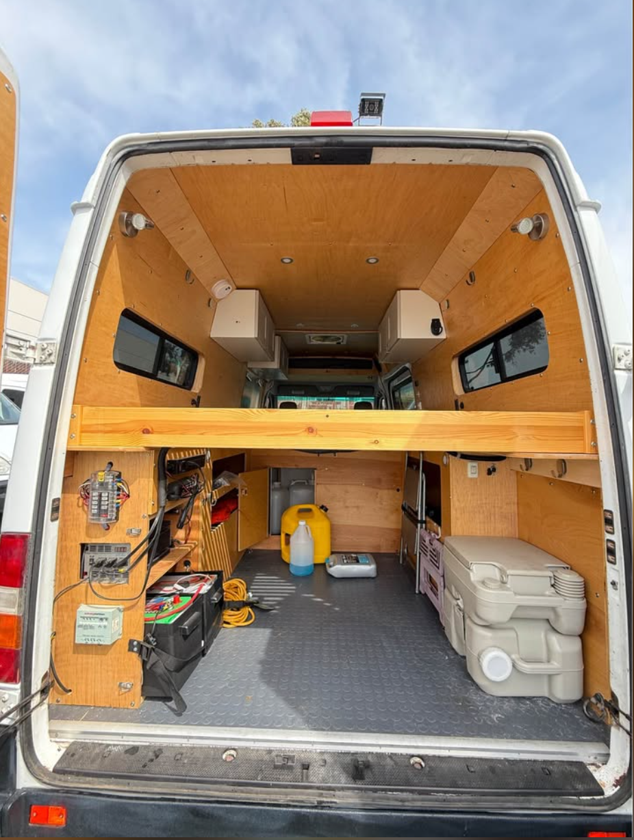 2005 Dodge/Mercedes-Benz Sprinter – 140” High Roof, Camper Conversion