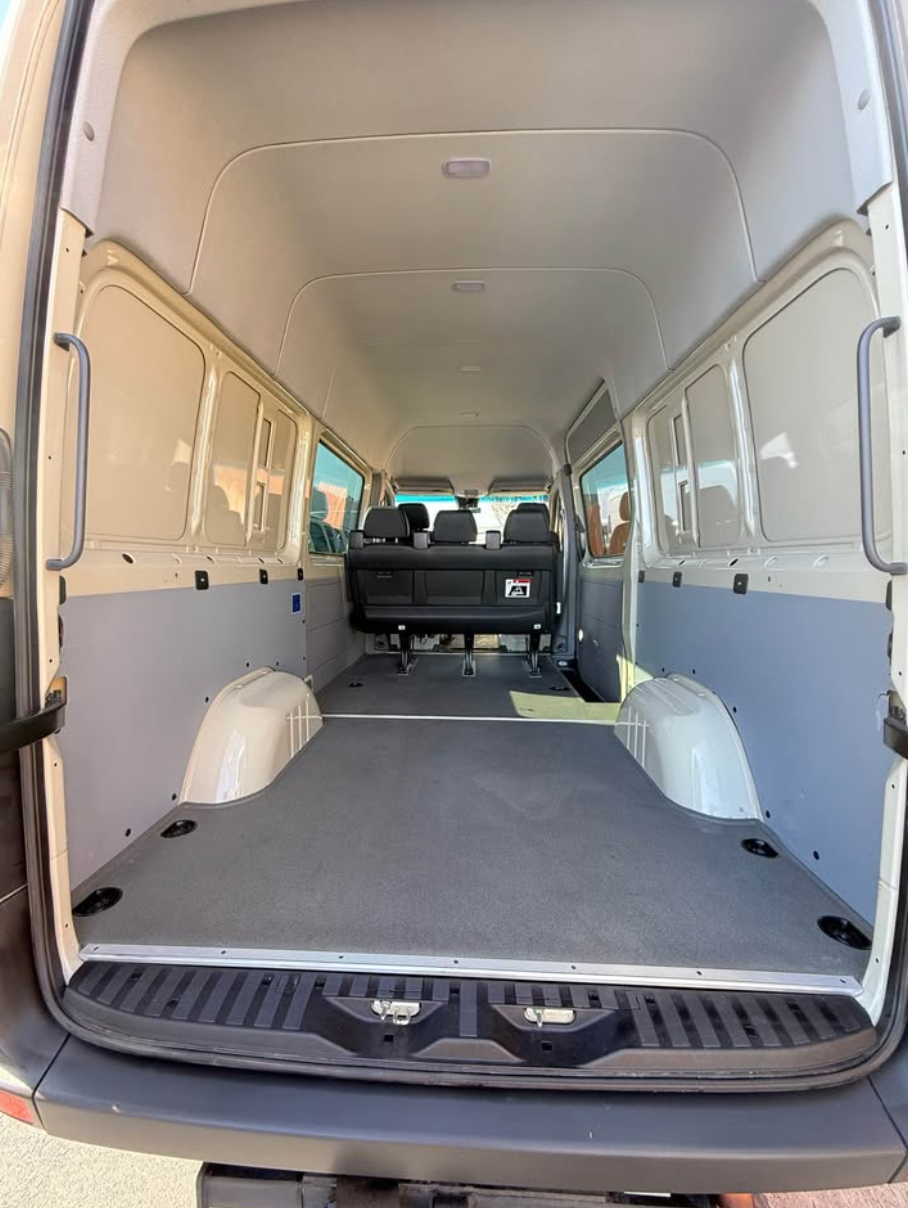2017 Mercedes-Benz Sprinter 2500 Crew – 4x4 High Roof, Fully Loaded