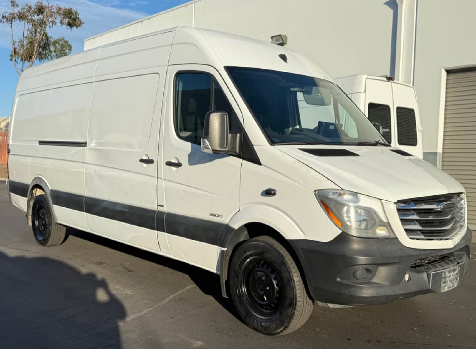 2014 Freightliner/Mercedes-Benz Sprinter – 170” High Roof, Dealer Serviced