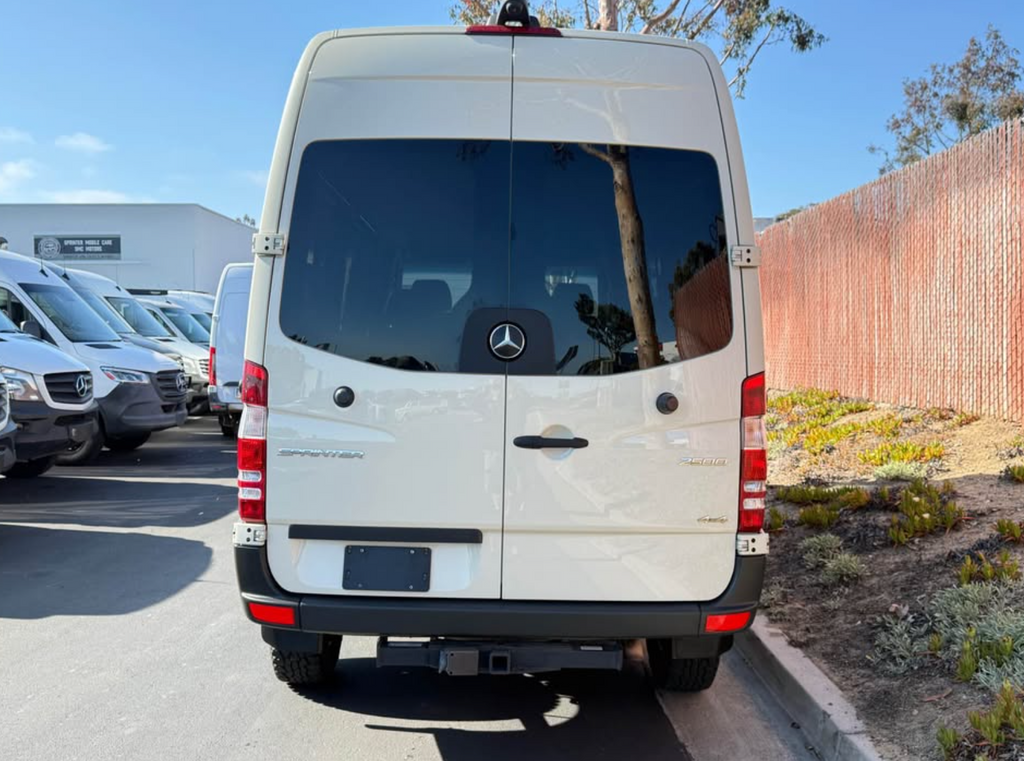 2017 Mercedes-Benz Sprinter 2500 Crew – 4x4 High Roof, Fully Loaded