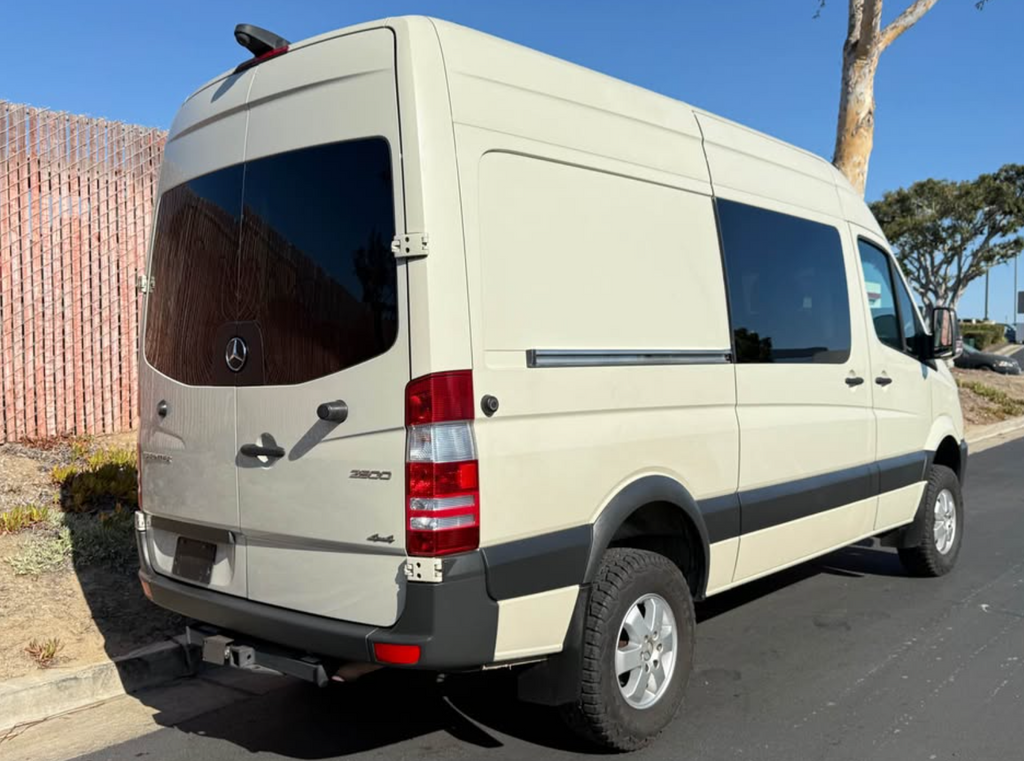 2017 Mercedes-Benz Sprinter 2500 Crew – 4x4 High Roof, Fully Loaded